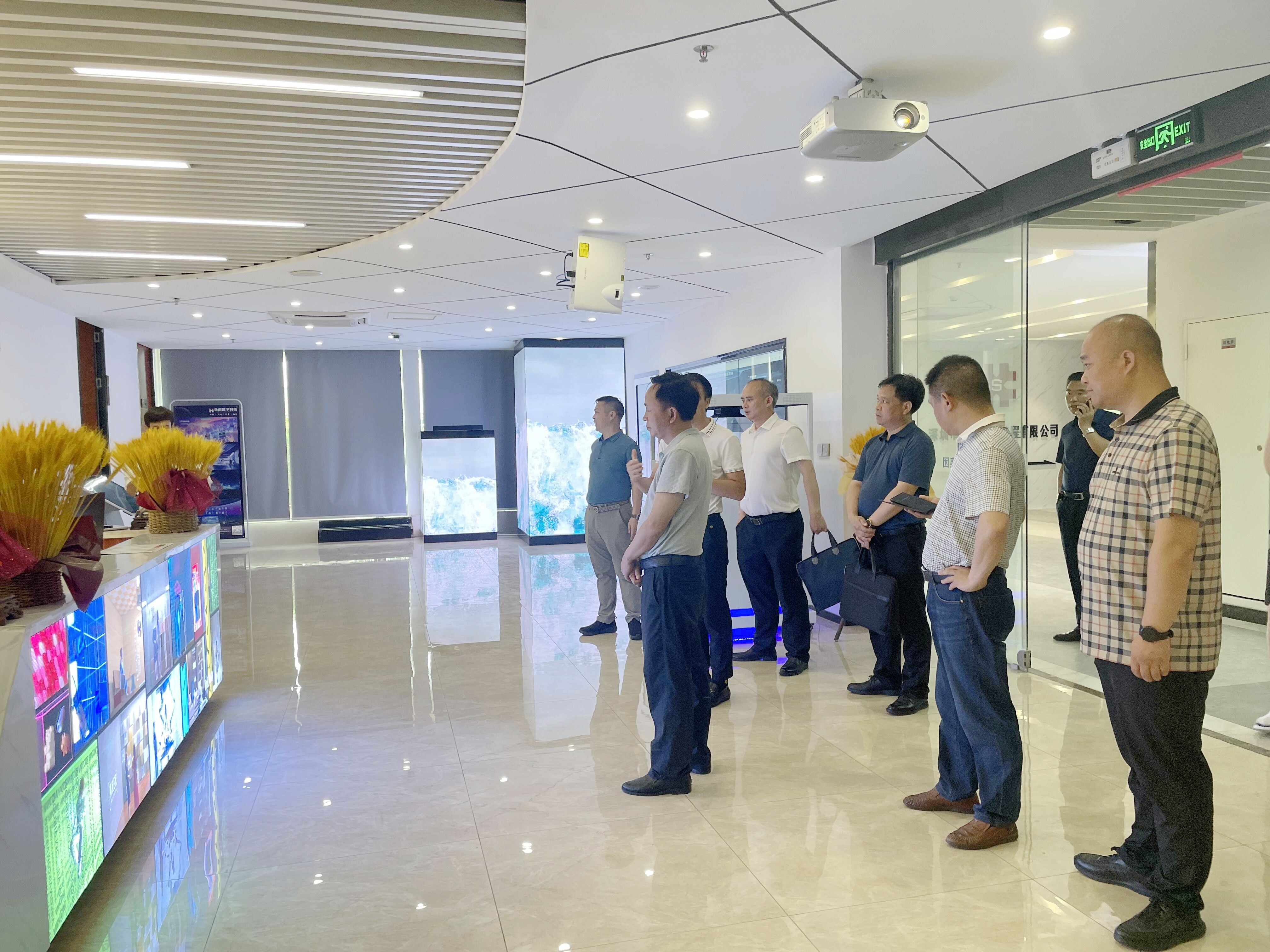 1686035275390728.jpg 4ea7f88393f98967bbf881a27bc2417.jpg