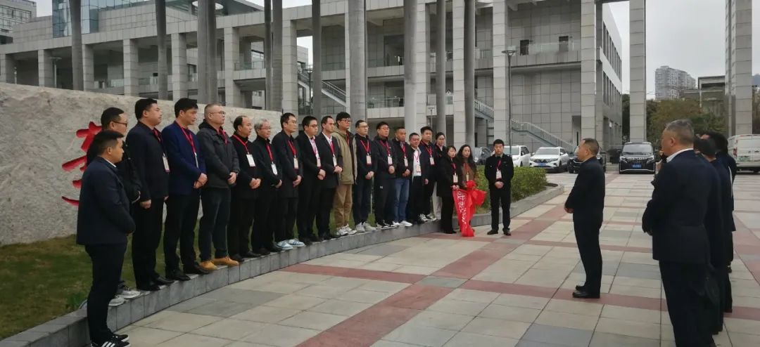 1709543699333324.jpg 601.jpg