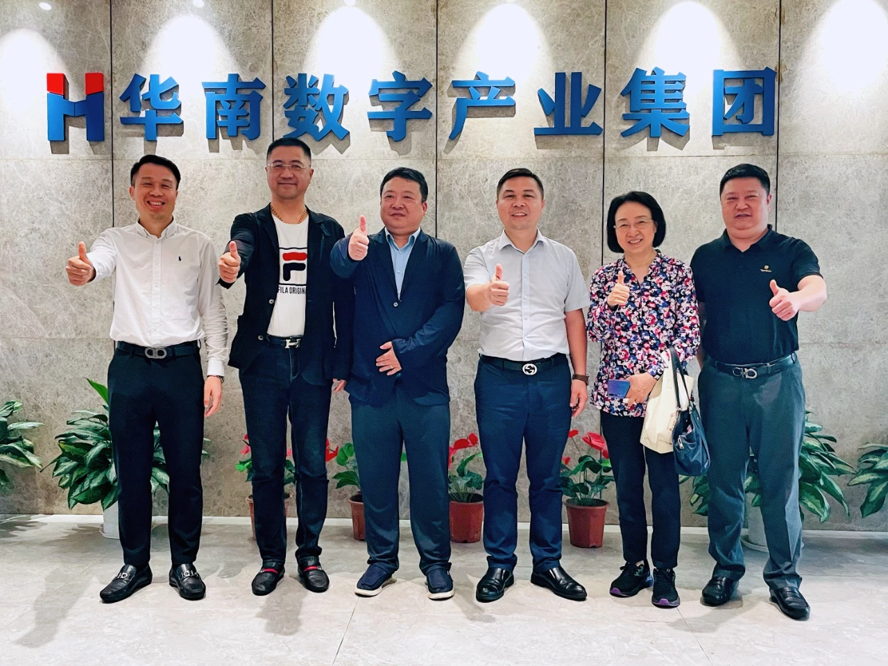 1716971105323469.jpg 403.webp.jpg