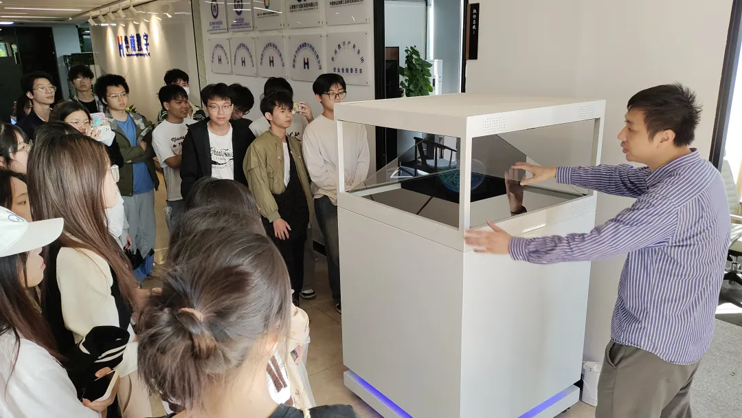 1730701890618797.png 103.webp.png