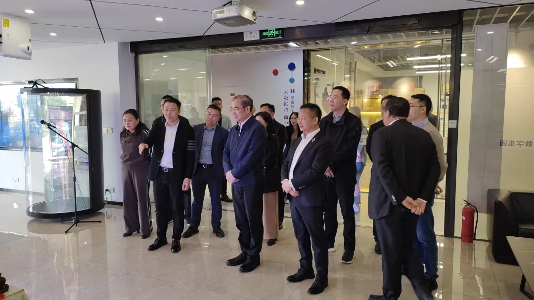 1735545253138820.jpg a6a6a56e99bae9abac325deb5e2bfdc.jpg